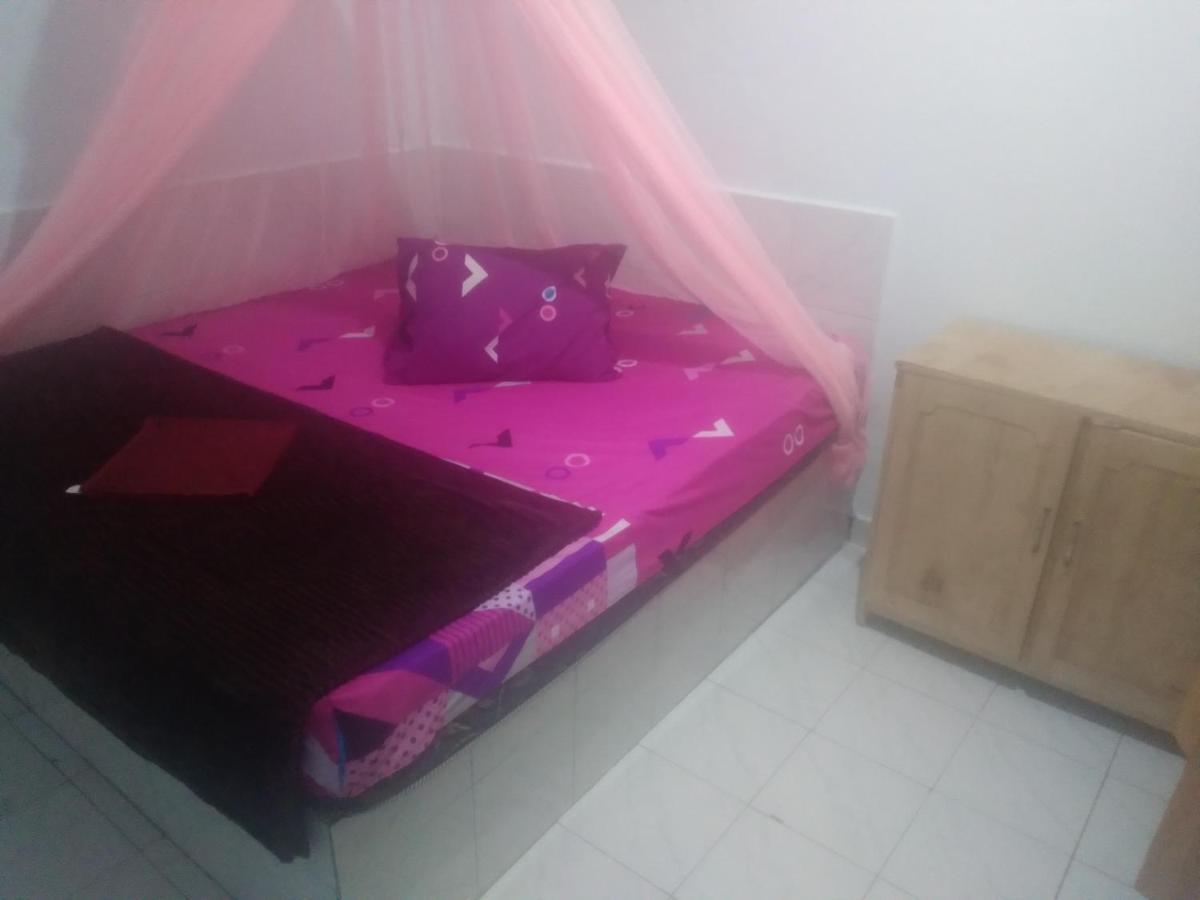 Hotel Umiyuki Jungle Tour Only Treking With As Bukit Lawang Esterno foto